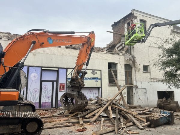 Démolition à La Louvière pour Redeco !